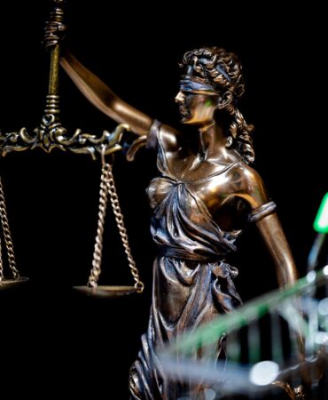 justitia-4777073_1920
